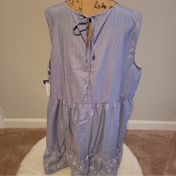 Sandra Darren blue white stripped dress with embroidered bottom - Picture 3 of 5